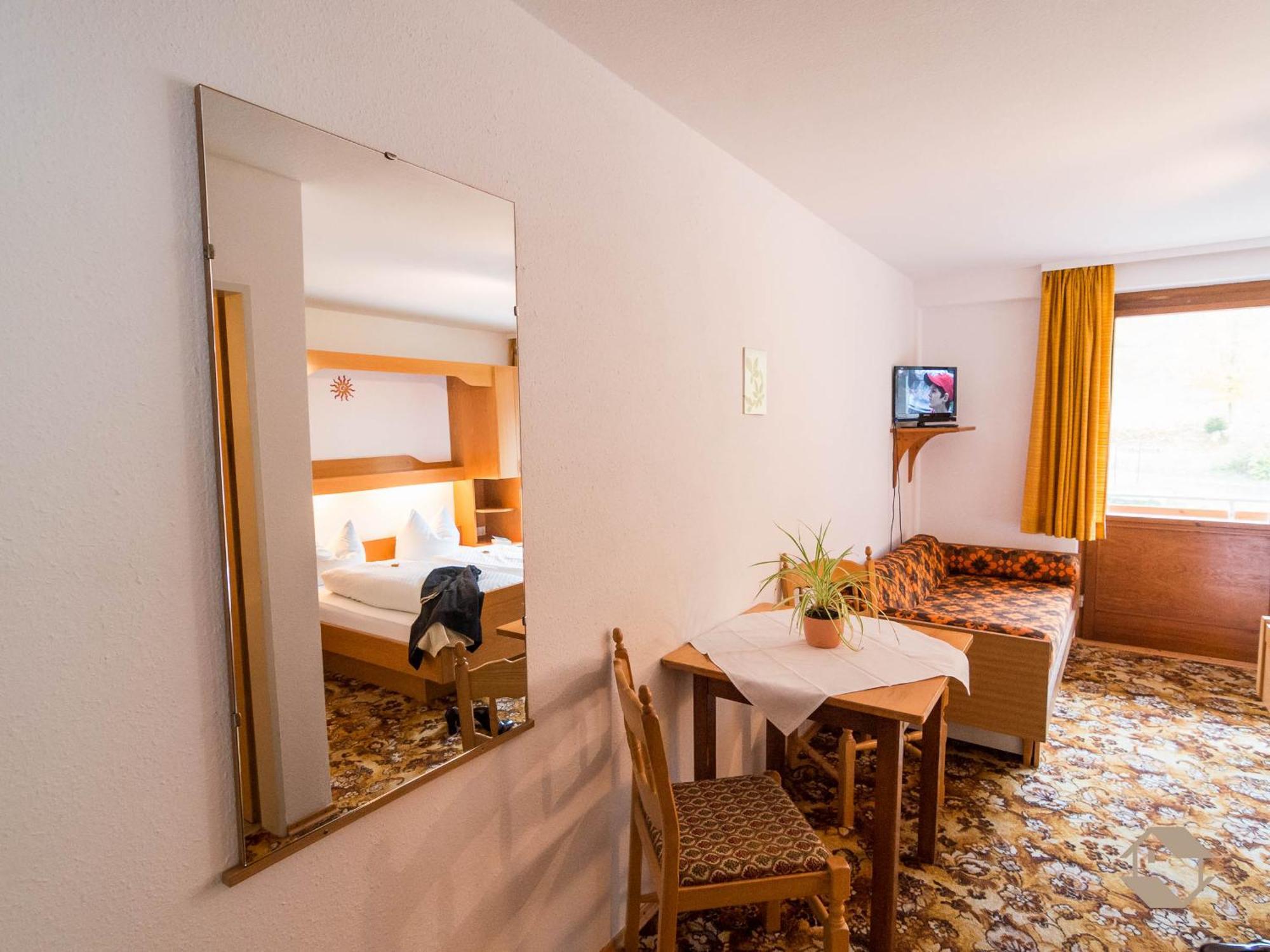 Enri Theater & Pension Bruderhaus Altensteig Room photo